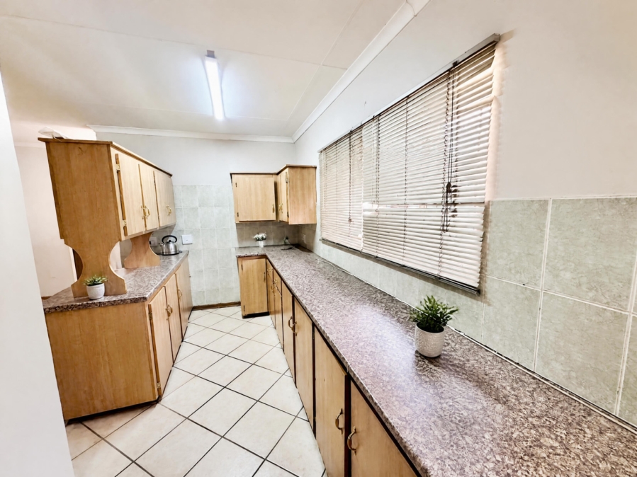 2 Bedroom Property for Sale in Potchefstroom North West